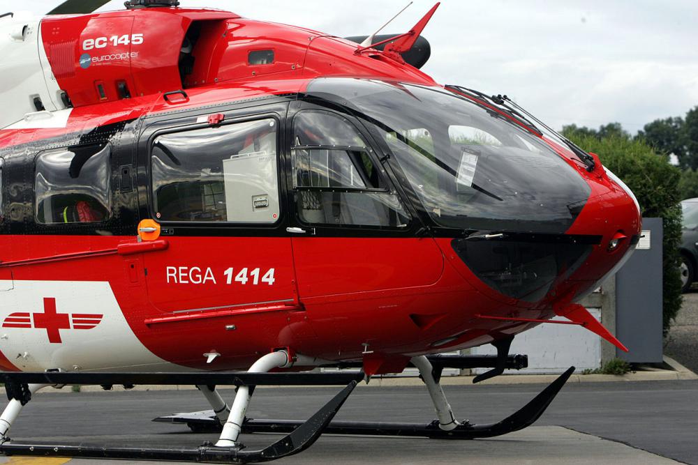 1280px-Eurocopter_EC_145_mp3h1486.jpg