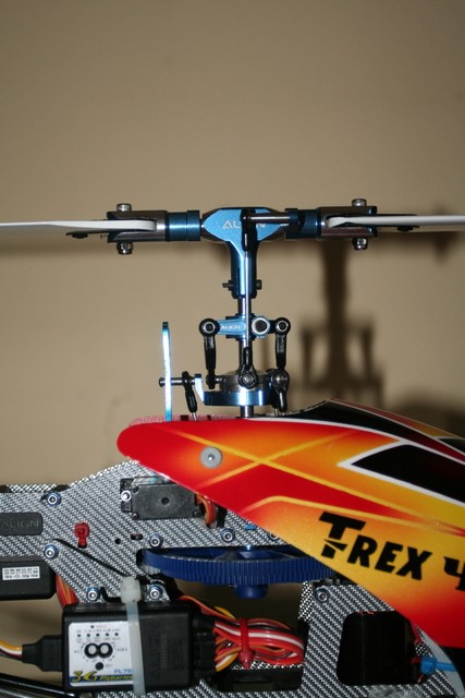 T-Rex 450 SE V2 Flybarless