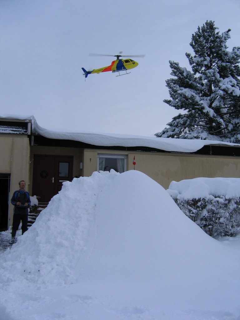 Chute de neige du 4 mars 2006 + Schweizer 300C 017