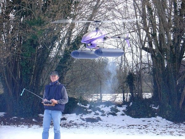 gilles gilles gilles moi et mon CALIBER 30 en vol